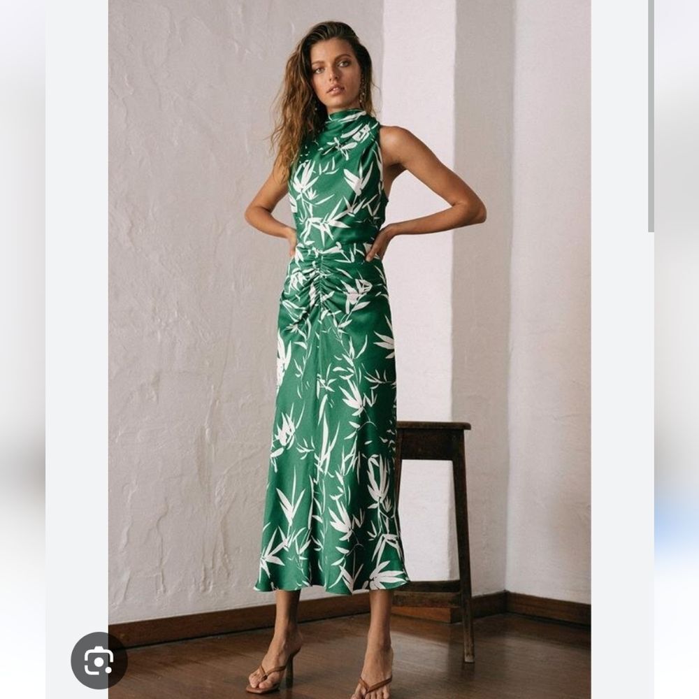 SHONA JOY NWT Ellis Scarf Dress